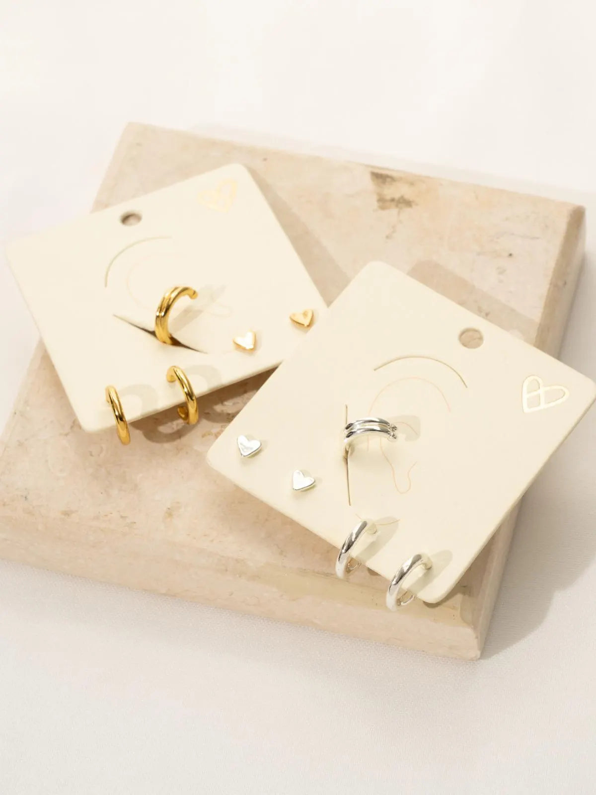 AVM Classic Earrings Set